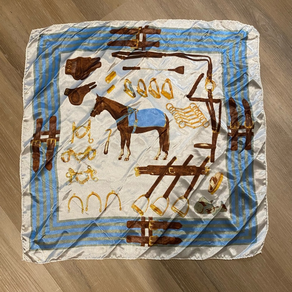 Small handkerchief Equestrian Print satin effect